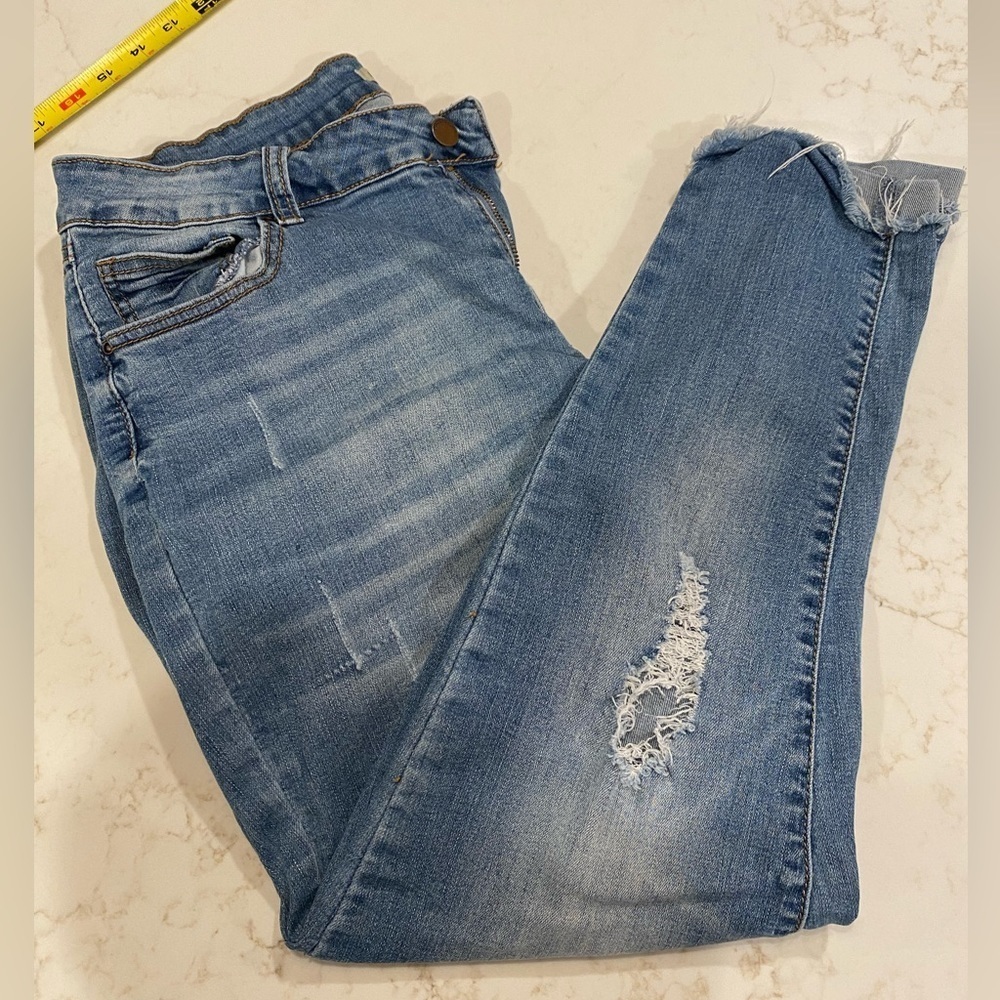 Encore Jeans - Picture 4 of 5